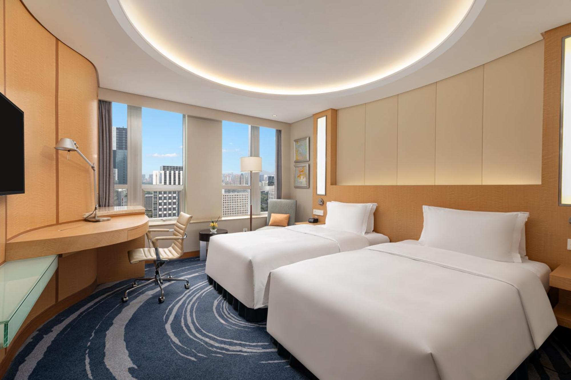 Crowne Plaza Shenzhen Futian, Near To Shenzhen Convention&Exhibition Centre, Shenzhen Stock Exchange And Shenzhen Civic Center, Outdoor Heated Pool Exterior photo